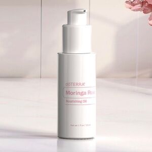 Moringa Rose Nourishing oil